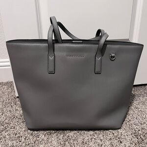 Marc Jacob’s grey tote